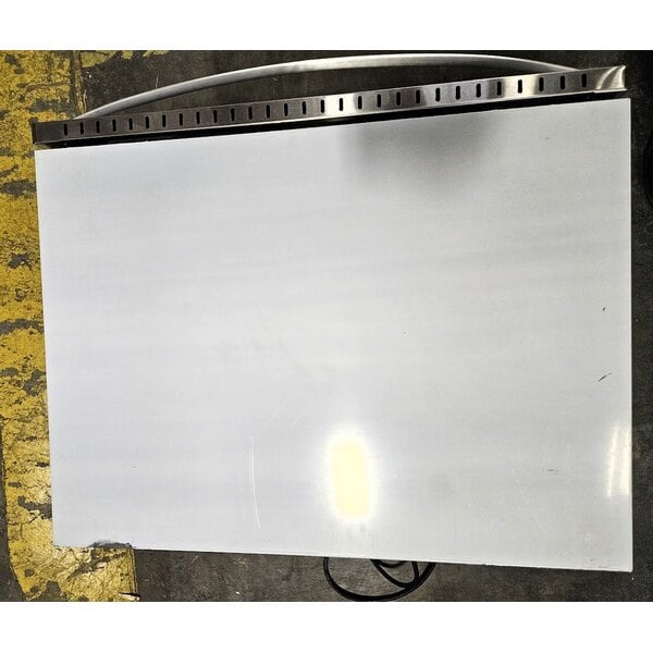 Scratch and Dent Avantco CO-38M Full Size Countertop Convection Oven, 4.4 cu. ft. - 208/240V, 3,500/4,600W