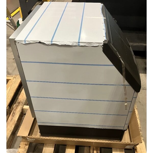 Scratch and Dent Manitowoc UDP0240W-161B NEO 26" Water Cooled Undercounter Full Size Cube Ice Machine with 90 lb. Bin - 115V, 240 lb.