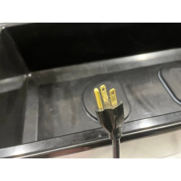 Scratch and Dent Vollrath 72050 Cayenne 28 3/4" x 13 3/4" Heat 'n Serve 4/3 Size Countertop Food Rethermalizer - 120V, 1600W