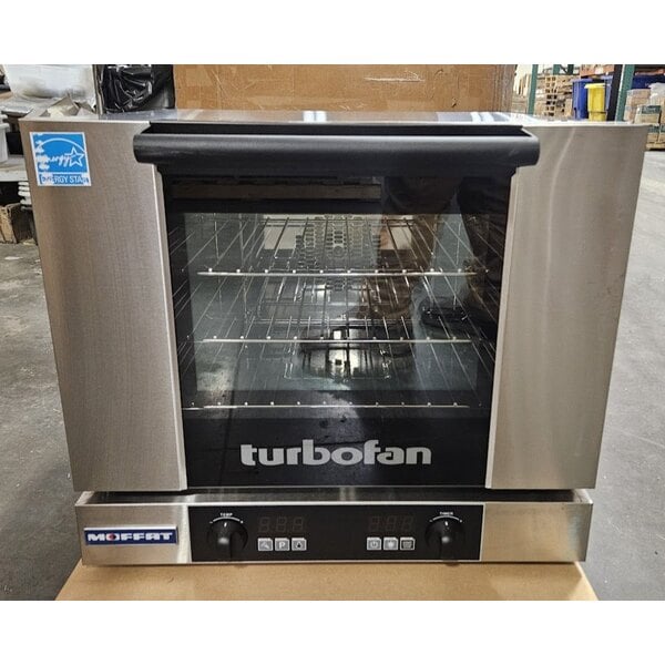 Scratch and Dent Moffat E23D3-T Turbofan Single Deck Half Size Electric Digital Convection Oven with Steam Injection - 220-240V, 1 Phase, 3 kW