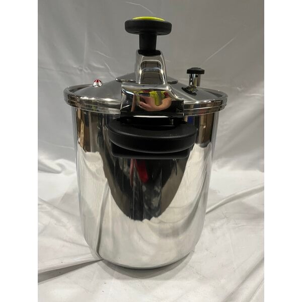 Scratch and Dent Monix 013206 Monix 50 Cup (25 Cup Raw) 12.66 qt. (12 Liter) Stainless Steel Pressure Cooker