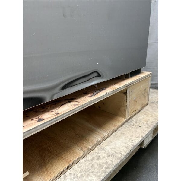 Scratch and Dent Avantco A-49R-HC 54" Solid Door Reach-In Refrigerator