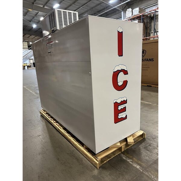 Scratch and Dent Leer 100AS-R290 94" Outdoor Auto Defrost Ice Merchandiser with Straight Front and Galvanized Steel Doors