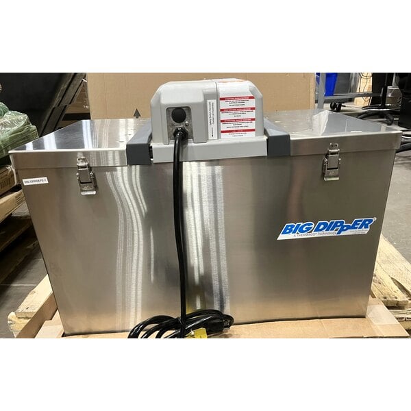 Scratch and Dent Thermaco Big Dipper W-350-IS 85 lb. Automatic Grease Trap