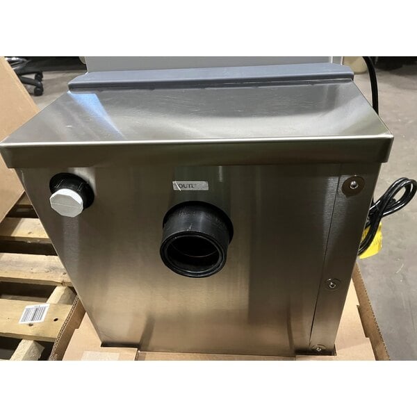 Scratch and Dent Thermaco Big Dipper W-350-IS 85 lb. Automatic Grease Trap