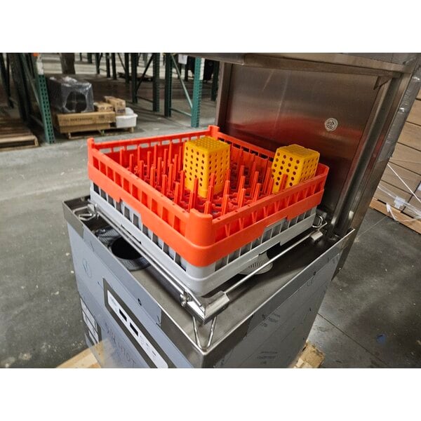 Scratch and Dent MainStreet Equipment HTDT Single Rack High-Temperature Door-Type Dish Machine with Booster Heater - 208-240V, 3 Phase