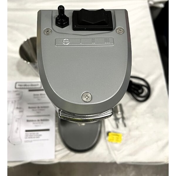 Scratch and Dent Hamilton Beach HMD200R Single Spindle Drink Mixer - 120V