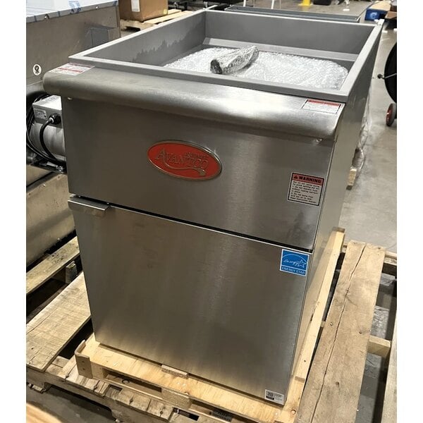 Scratch and Dent Avantco F5-ES-P 65-70 lb. Liquid Propane Stainless Steel Floor Fryer - 100,000 BTU