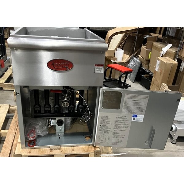 Scratch and Dent Avantco F5-ES-P 65-70 lb. Liquid Propane Stainless Steel Floor Fryer - 100,000 BTU