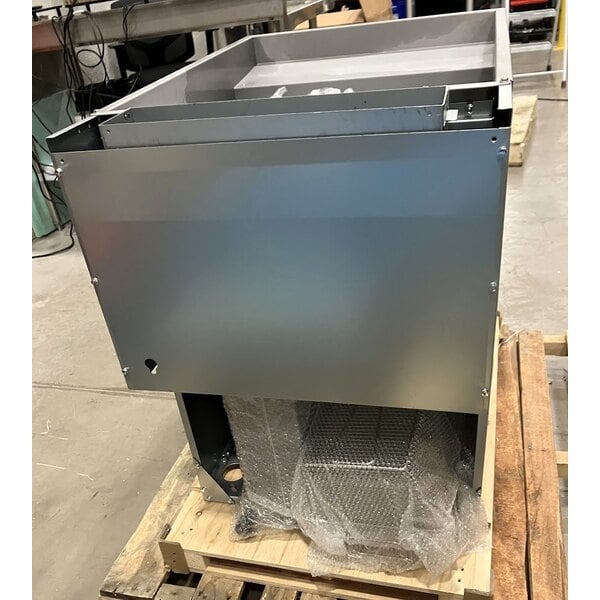 Scratch and Dent Avantco F5-ES-P 65-70 lb. Liquid Propane Stainless Steel Floor Fryer - 100,000 BTU