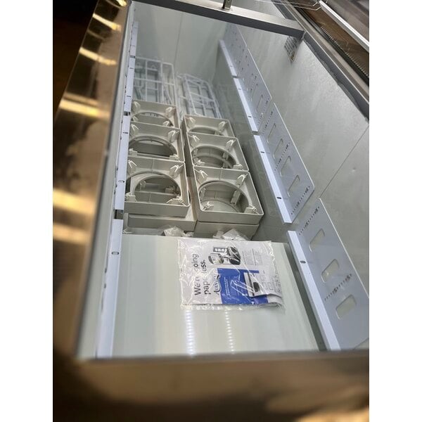 Scratch and Dent Avantco CPW-88-HC 88 3/4" 16 Tub White Deluxe Ice Cream Dipping Cabinet