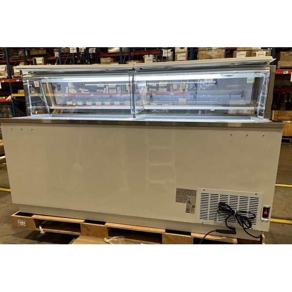 Scratch and Dent Avantco CPW-88-HC 88 3/4" 16 Tub White Deluxe Ice Cream Dipping Cabinet