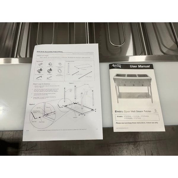Scratch and Dent Avantco STE-3S Three Pan Open Well Electric Steam Table with Undershelf - 120V, 1500W