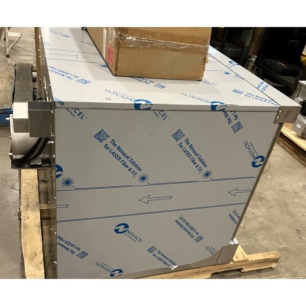 Scratch and Dent Vulcan VC4GD-1 1D150K Natural Gas Single Deck Full Size Gas Convection Oven with Solid State Controls and Legs - 50,000 BTU