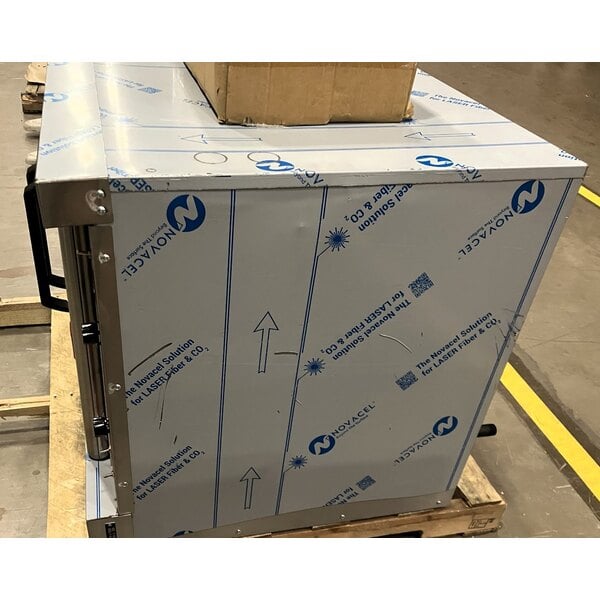 Scratch and Dent Vulcan VC4GD-1 1D150K Natural Gas Single Deck Full Size Gas Convection Oven with Solid State Controls and Legs - 50,000 BTU