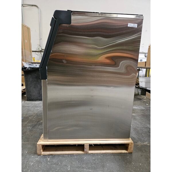 Scratch and Dent Scotsman B322S Ice Storage Bin 370 lb. Stainless Steel Exterior