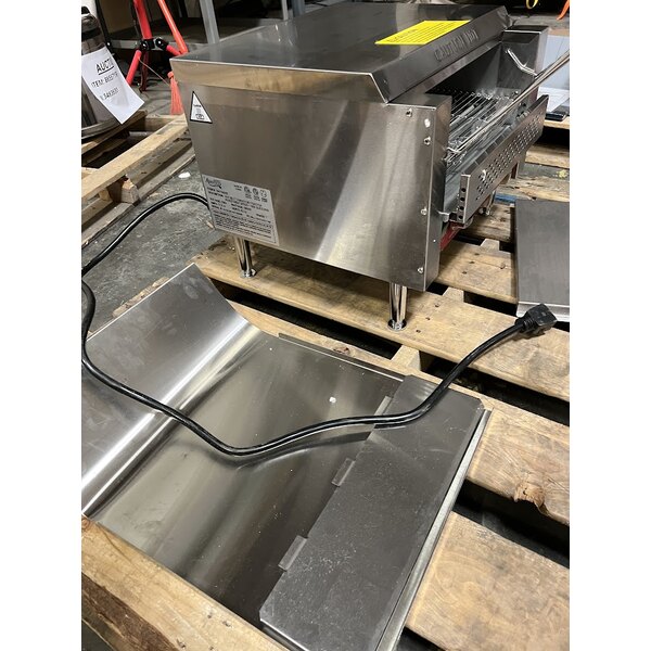 Scratch and Dent Avantco T3600B Commercial 14 1/2" Wide Conveyor Toaster with 3" Opening - 208V, 3600W, 1200 Slices per Hour
