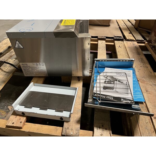 Scratch and Dent Avantco T3600B Commercial 14 1/2" Wide Conveyor Toaster with 3" Opening - 208V, 3600W, 1200 Slices per Hour