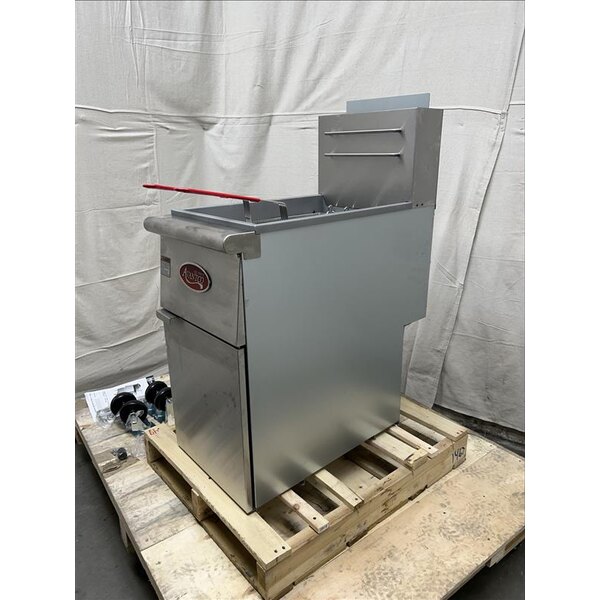 Scratch and Dent Avantco FF50 Liquid Propane 50 lb. Stainless Steel Floor Fryer - 120,000 BTU