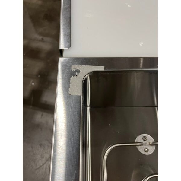 Scratch and Dent Avantco STE-5S Five Pan Open Well Electric Steam Table with Undershelf - 208/240V, 3750W
