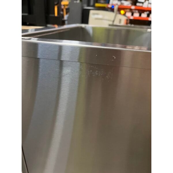Scratch and Dent Avantco STE-5S Five Pan Open Well Electric Steam Table with Undershelf - 208/240V, 3750W