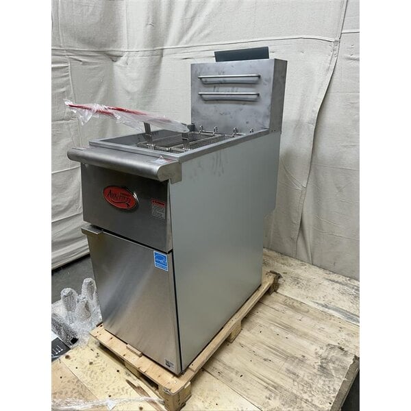 Scratch and Dent Avantco F3-ES-P 35-40 lb. Liquid Propane Stainless Steel Floor Fryer - 70,000 BTU