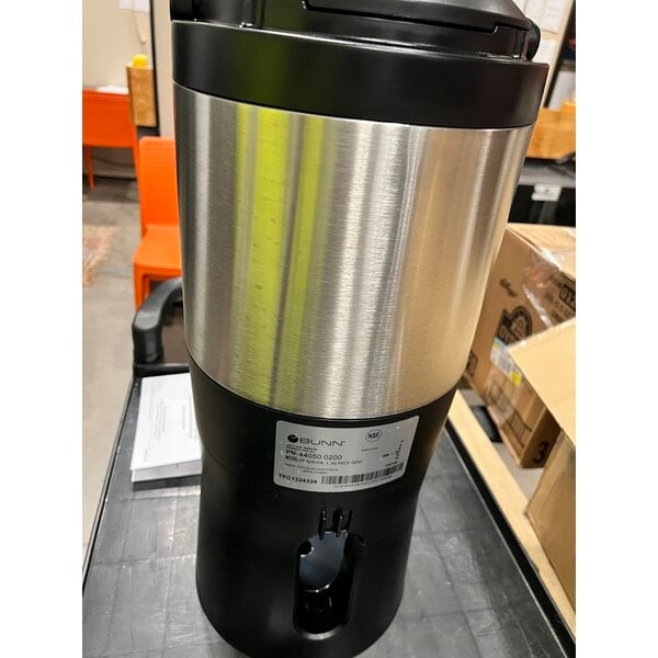 Scratch and Dent Bunn 44050.0200 TF 1.5 Gallon Stainless Steel ThermoFresh Server with Mechanical Sight Gauge and Removable Base