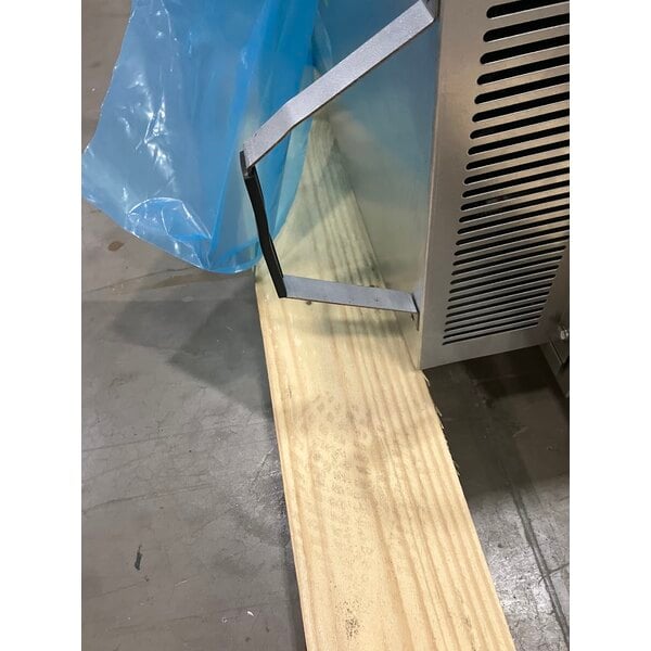 Scratch and Dent Lincoln 1132-000-V Impinger II 1100 Series FastBake Ventless Electric Conveyor Oven, Right to Left Operation - 10kW, 208V, 3 Phase