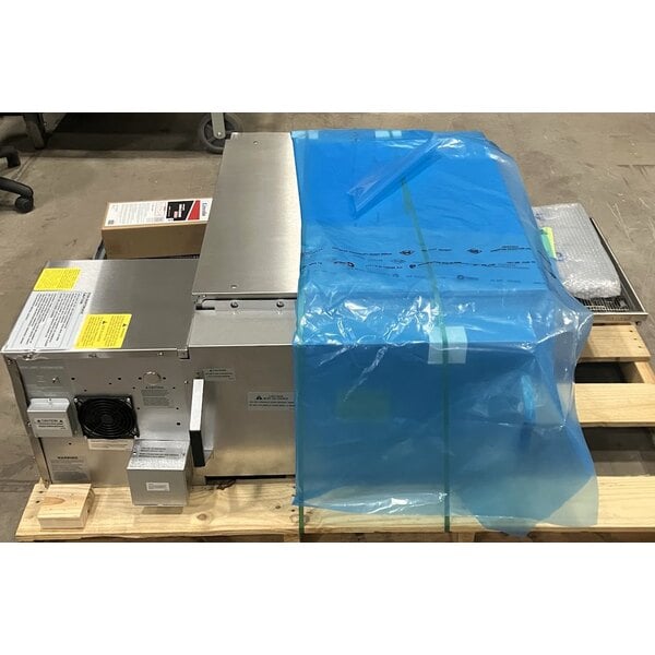 Scratch and Dent Lincoln 1132-000-V Impinger II 1100 Series FastBake Ventless Electric Conveyor Oven, Right to Left Operation - 10kW, 208V, 3 Phase