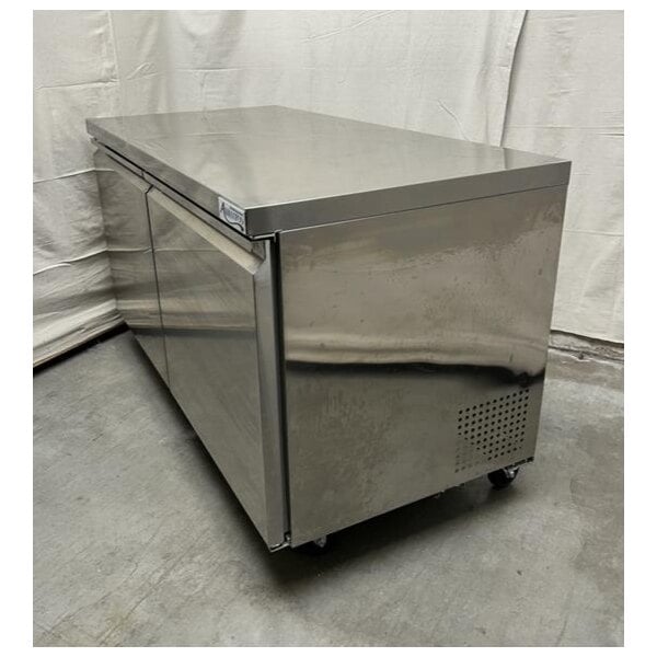 Scratch and Dent Avantco SS-UC-60R-HC 60" Undercounter Refrigerator