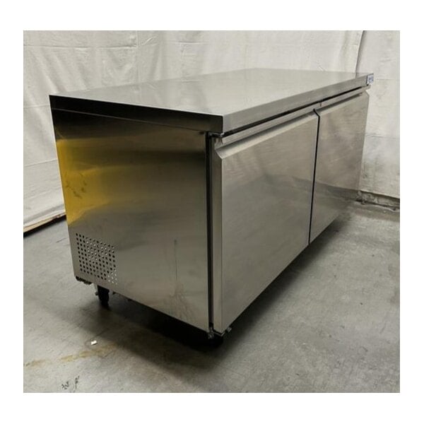 Scratch and Dent Avantco SS-UC-60R-HC 60" Undercounter Refrigerator