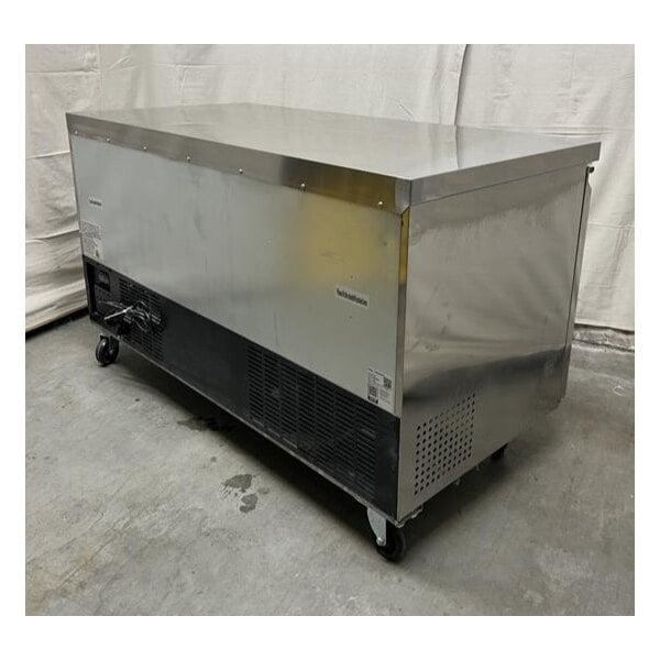 Scratch and Dent Avantco SS-UC-60R-HC 60" Undercounter Refrigerator