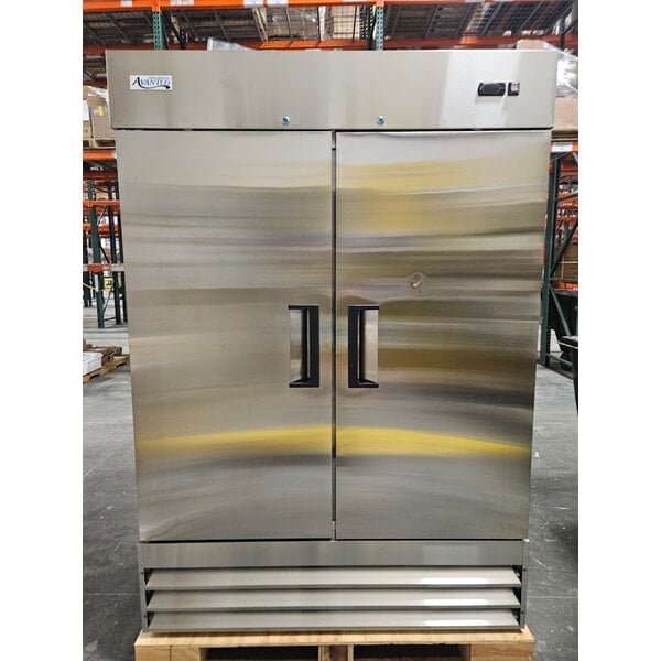 Scratch and Dent Avantco A-49R-HC 54" Solid Door Reach-In Refrigerator