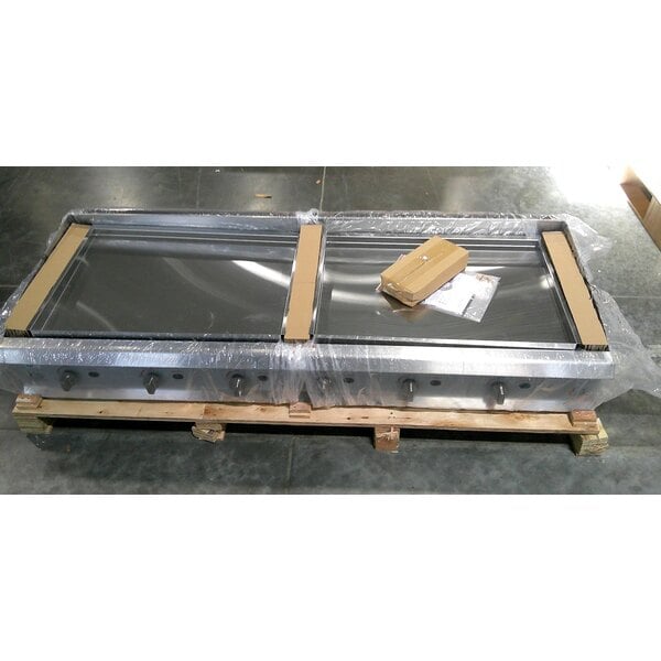 Scratch and Dent Cooking Performance Group GM-CPG-72-NL 72" Gas Countertop Griddle with Manual Controls - 180,000 BTU