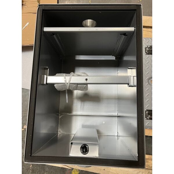 Scratch and Dent Regency 50 lb. 25 GPM Grease Trap with 3" Non-Threaded Connections - PDI Certified