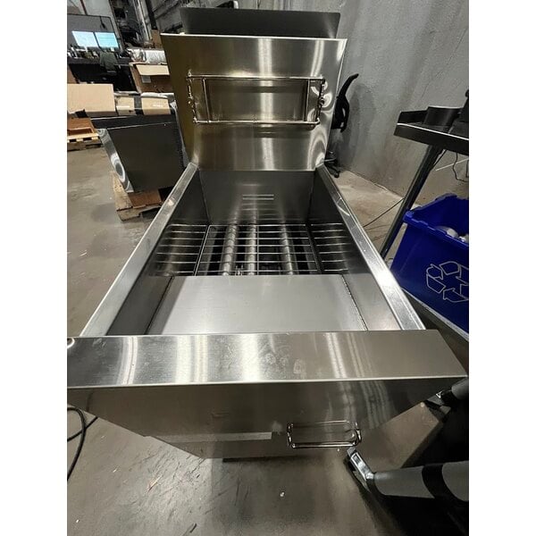 Scratch and Dent Dean by Frymaster SR42G Liquid Propane Super Runner Floor Fryer 35-43 lb.
