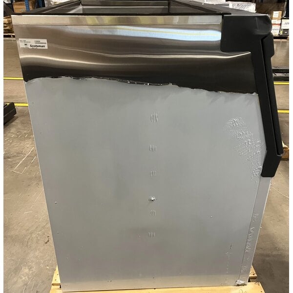 Scratch and Dent Scotsman B948S Ice Storage Bin - 893 lb.