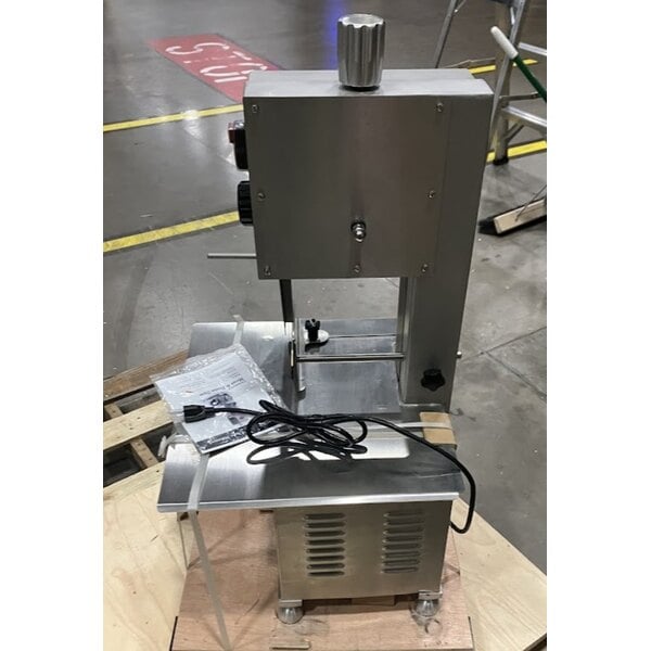 Scratch and Dent Avantco EMBS65SS 65" Blade Stainless Steel Countertop Vertical Band Meat Saw - 1 hp, 120V