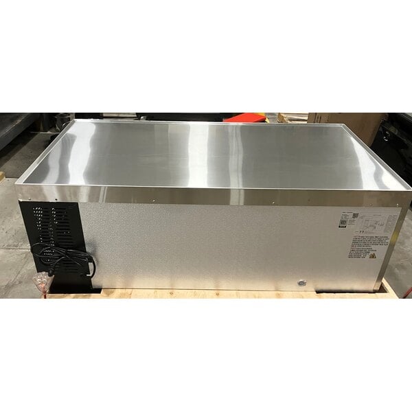 Scratch and Dent Avantco CBE-60-HC 60" 2 Drawer Refrigerated Chef Base