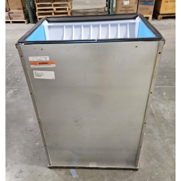 Scratch and Dent Manitowoc D-570 Ice Storage Bin - 532 lb.