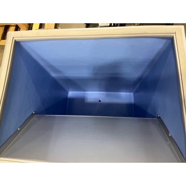 Scratch and Dent Avantco Ice BIN27530 30" Ice Storage Bin - 375 lb.