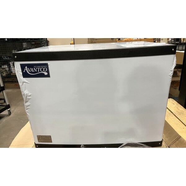 Scratch and Dent Avantco Ice MC-H-430-A 30" Air Cooled Modular Half Cube Ice Machine - 400 lb.