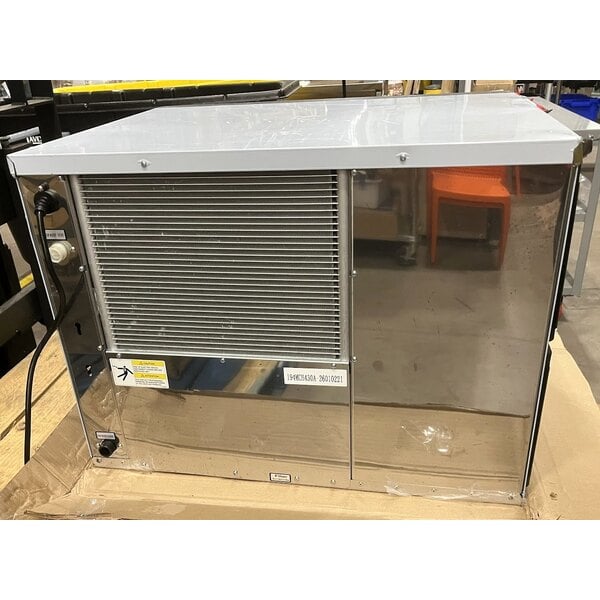 Scratch and Dent Avantco Ice MC-H-430-A 30" Air Cooled Modular Half Cube Ice Machine - 400 lb.