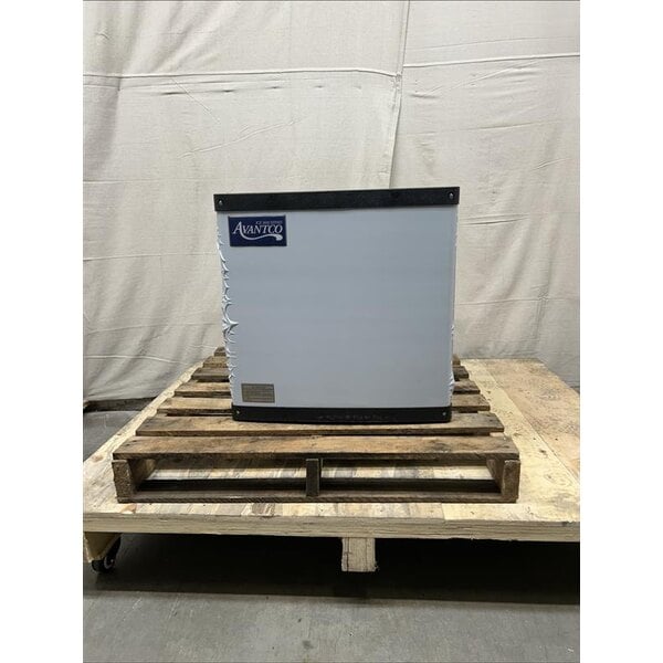Scratch and Dent Avantco Ice MC-H-322-A 22" Air Cooled Modular Half Cube Ice Machine - 350 lb.