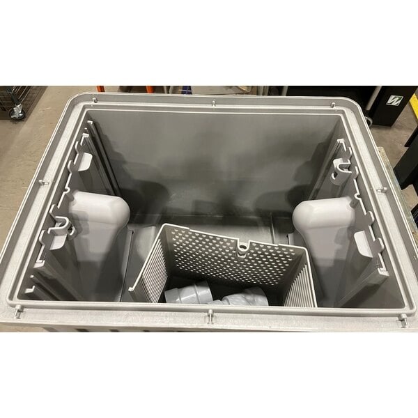 Scratch and Dent Endura 3950A03 100 lb. 50 GPM Grease Trap with 3" Hub
