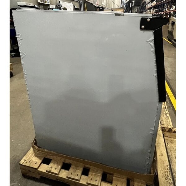 Scratch and Dent Avantco Ice BIN27530 30" Ice Storage Bin - 375 lb.