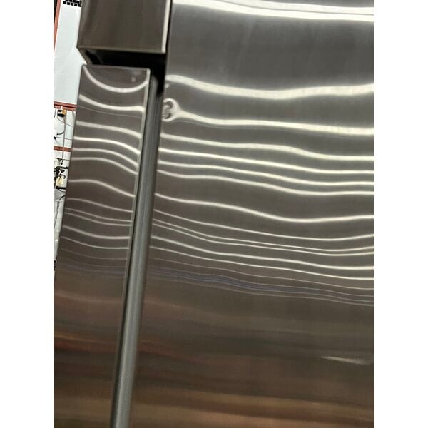 Scratch and Dent Avantco A-23F-HC 29" Solid Door Reach-In Freezer