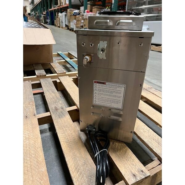Scratch and Dent Curtis ALP3GT63A000 12 Cup Coffee Brewer with 1 Lower and 2 Upper Warmers - 120/220V