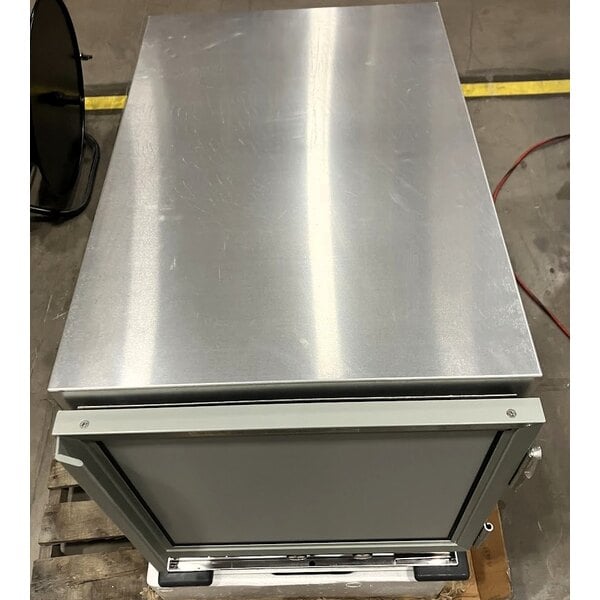 Scratch and Dent Avantco HPI-1812 Undercounter Half Size Insulated Heated Holding / Proofing Cabinet with Clear Door - 120V