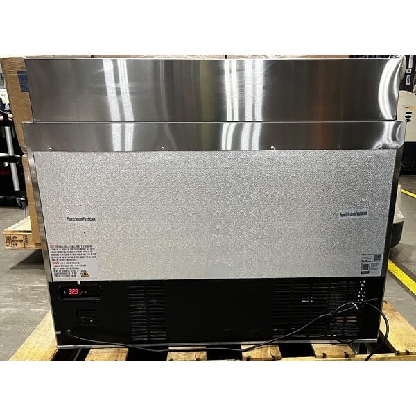 Scratch and Dent Avantco APT-48-HC 47" 2 Door Refrigerated Sandwich Prep Table